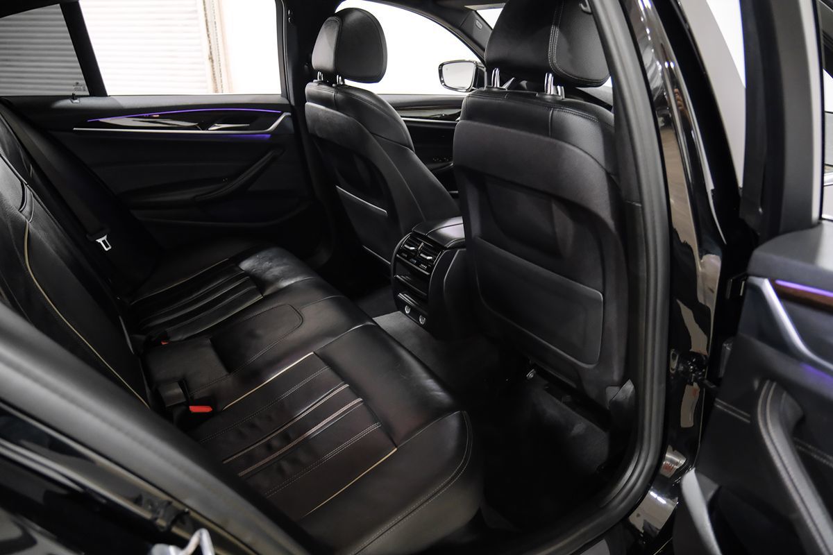2019 Bmw 530i Sedan photo 38
