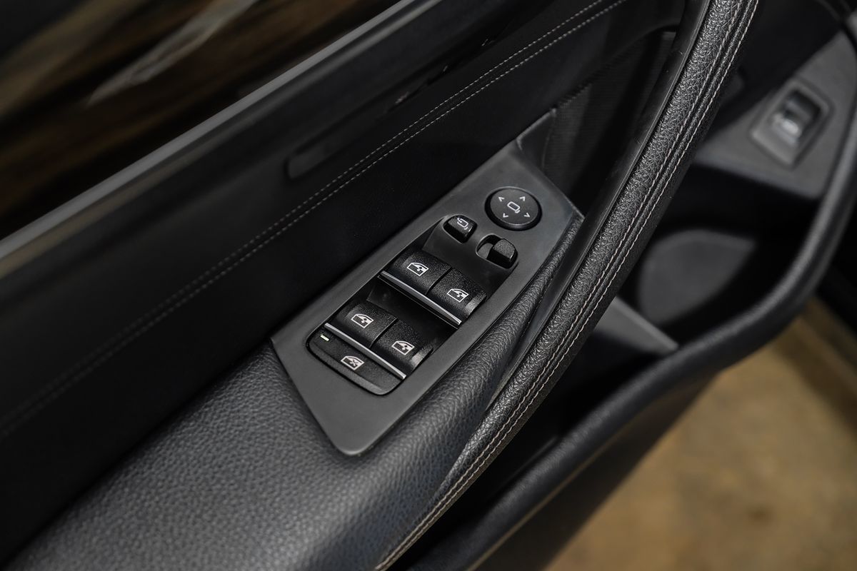 2019 Bmw 530i Sedan photo 43