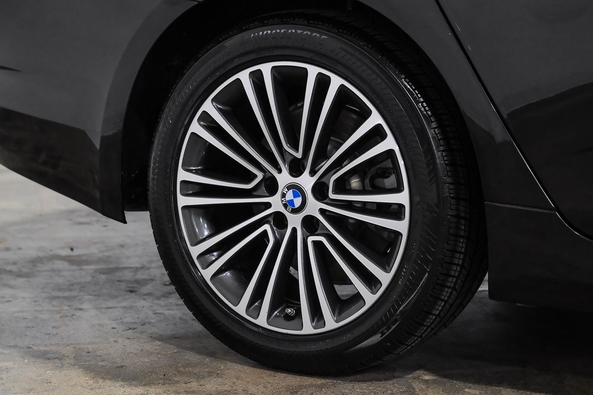 2019 Bmw 530i Sedan photo 57