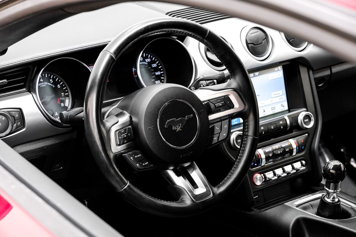 2018 Ford Mustang GT photo 10