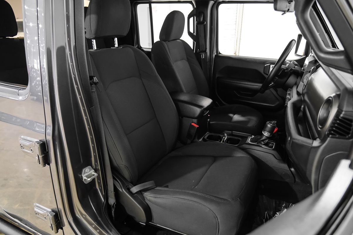 2020 Jeep Gladiator Sport S photo 22