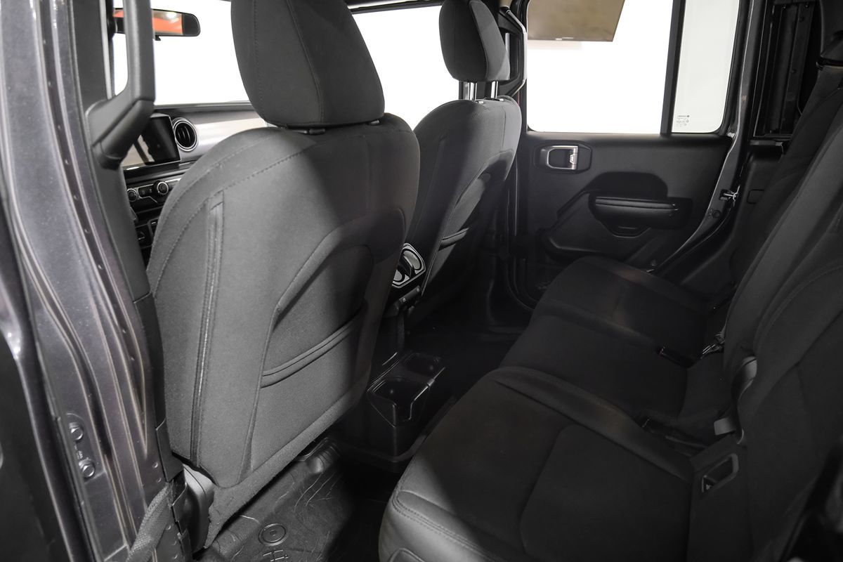 2020 Jeep Gladiator Sport S photo 25