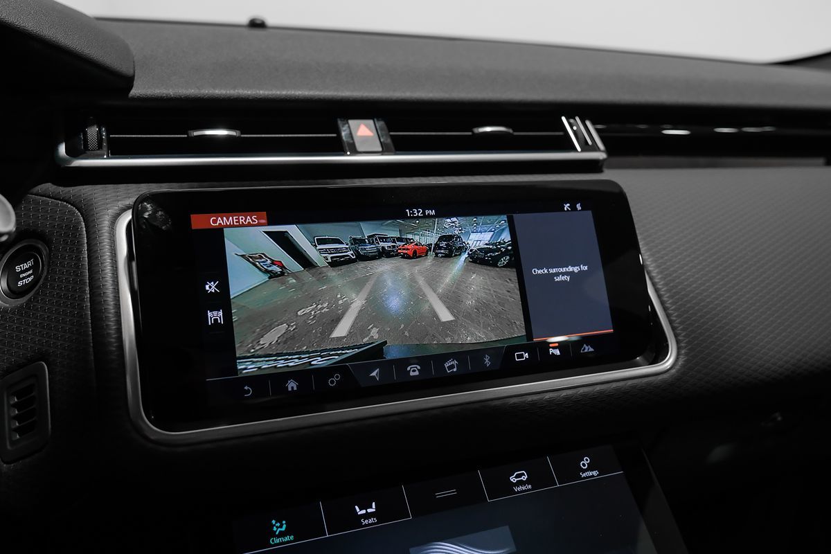 2020 Land Rover Range Rover Velar R-Dynamic S photo 17