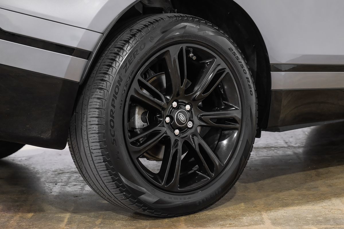 2020 Land Rover Range Rover Velar R-Dynamic S photo 47
