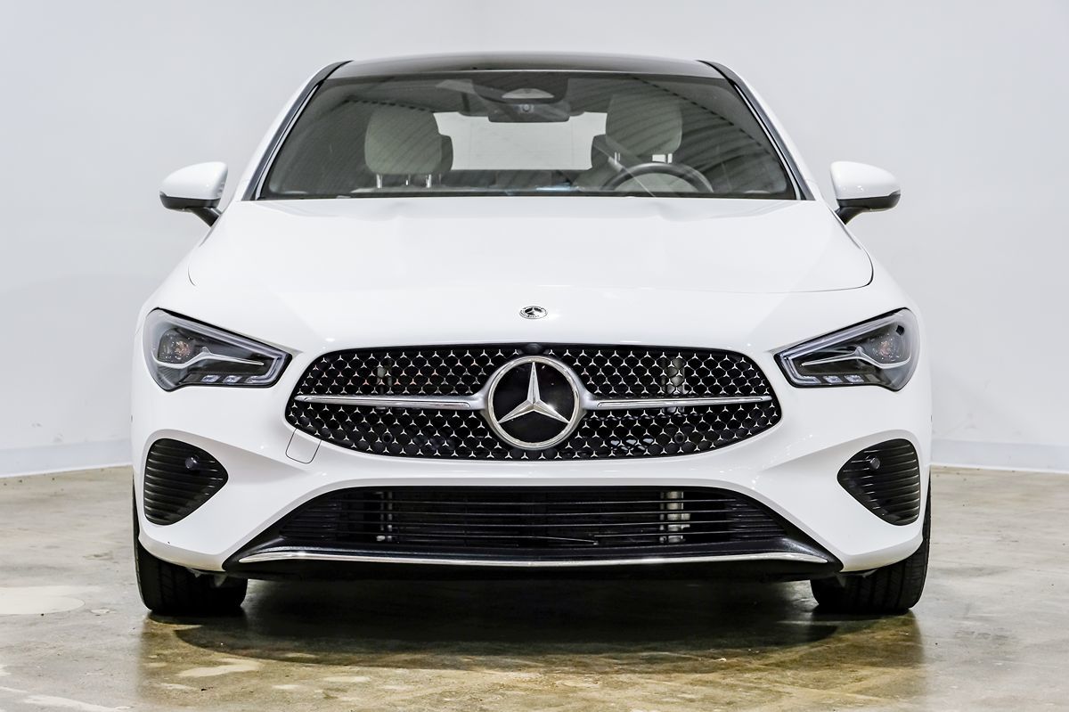 2025 Mercedes Benz CLA 250 4MATIC photo 5
