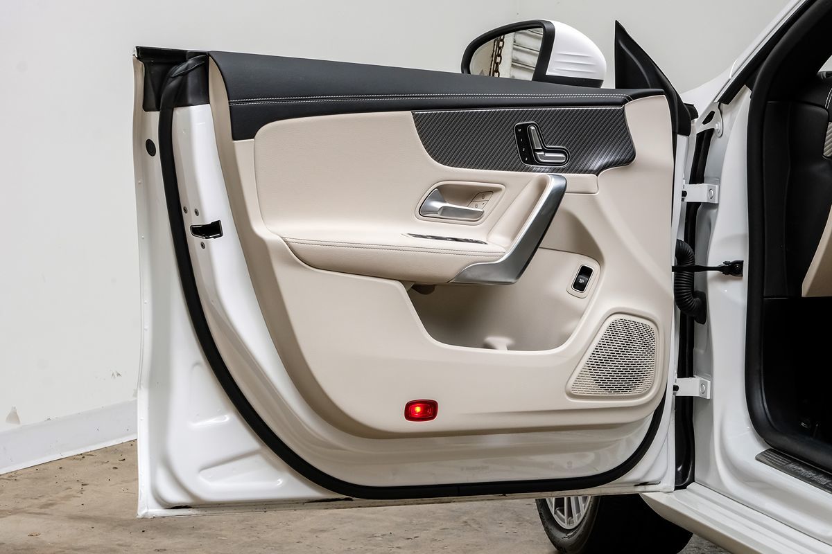 2025 Mercedes Benz CLA 250 4MATIC photo 33