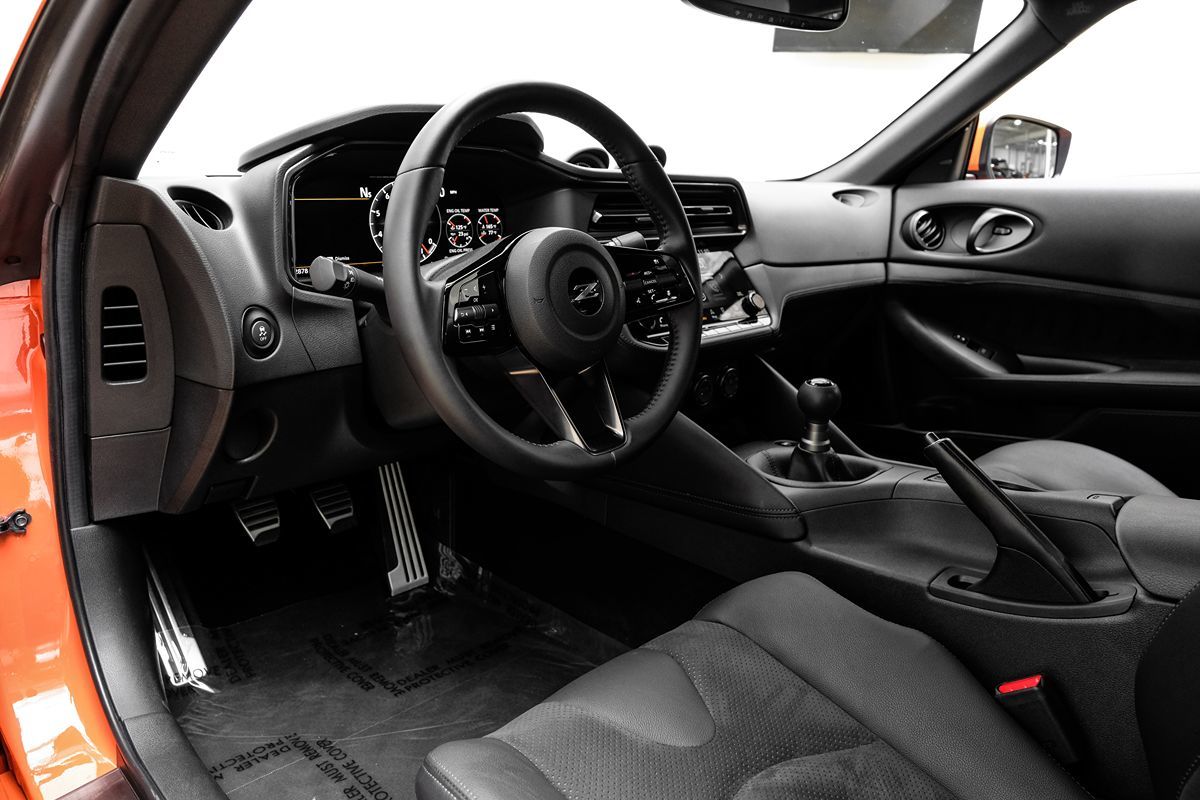 2024 Nissan Z Performance photo 2
