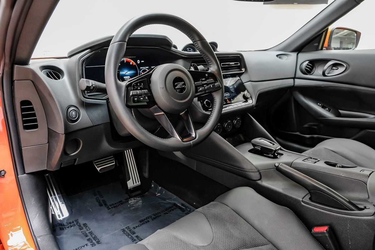 2024 Nissan Z Performance photo 2