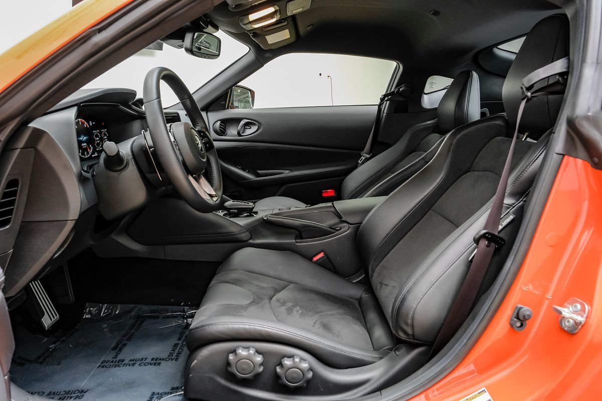 2024 Nissan Z Performance photo 3