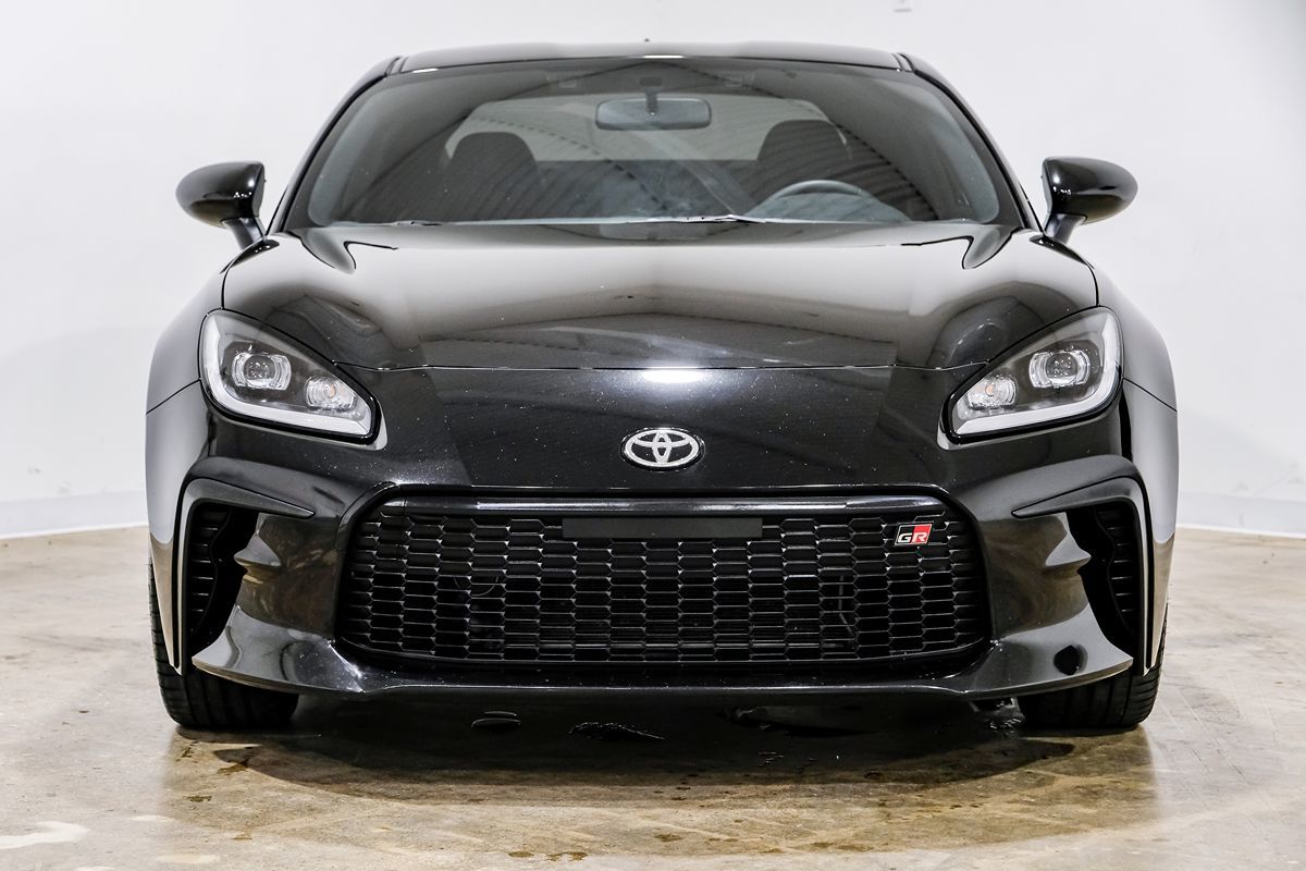 2024 Toyota GR86 Premium photo 4