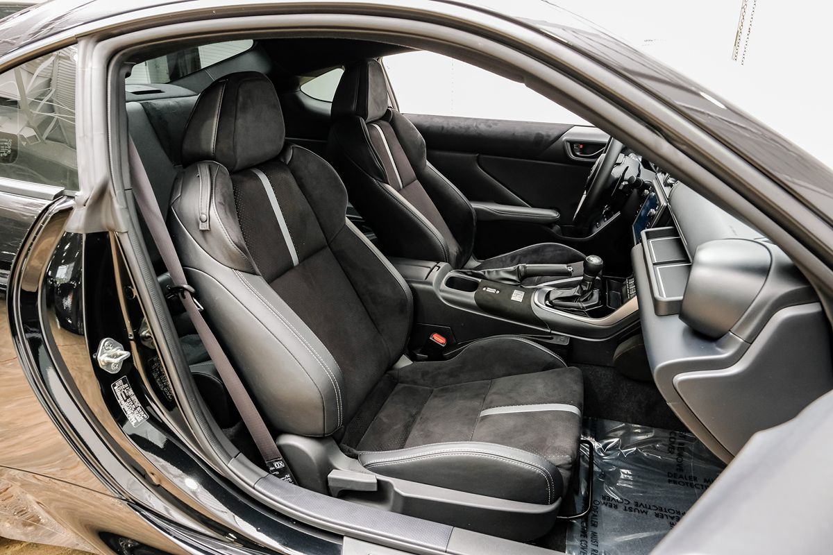2024 Toyota GR86 Premium photo 22