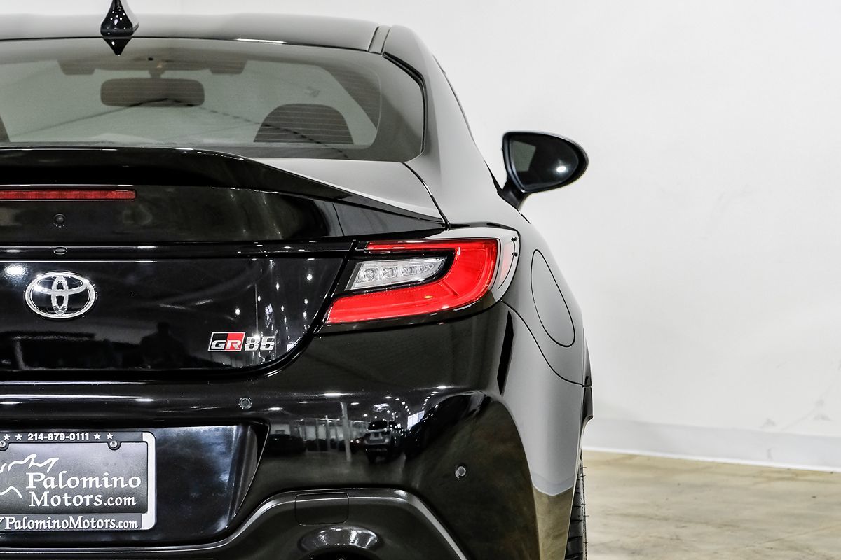 2024 Toyota GR86 Premium photo 27