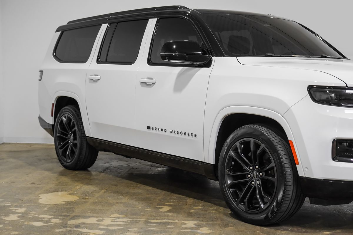 2024 Jeep Grand Wagoneer L III Obsidian photo 6