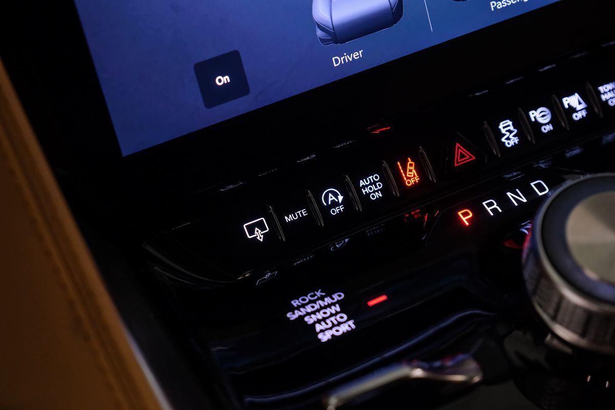 2024 Jeep Grand Wagoneer L III Obsidian photo 29