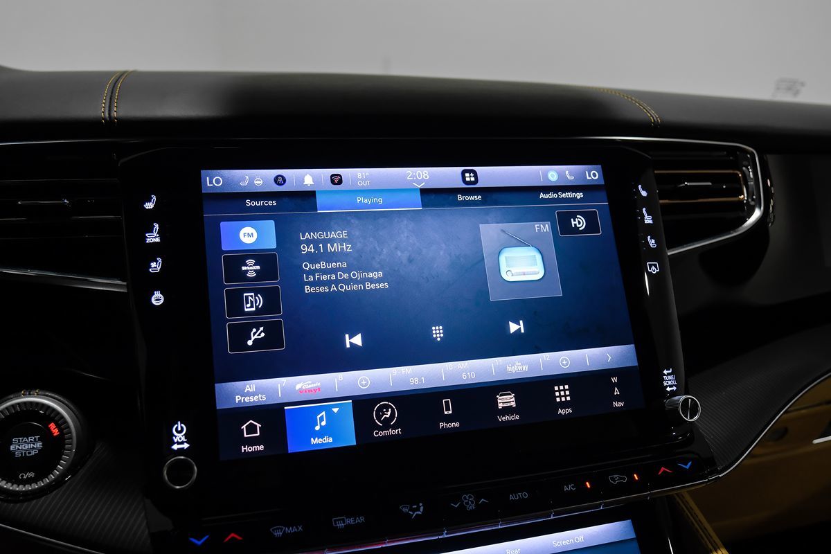 2024 Jeep Grand Wagoneer L III Obsidian photo 30