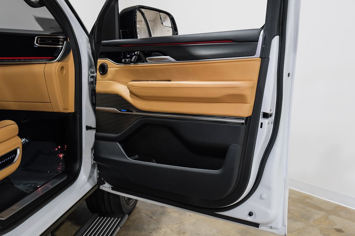 2024 Jeep Grand Wagoneer L III Obsidian photo 53