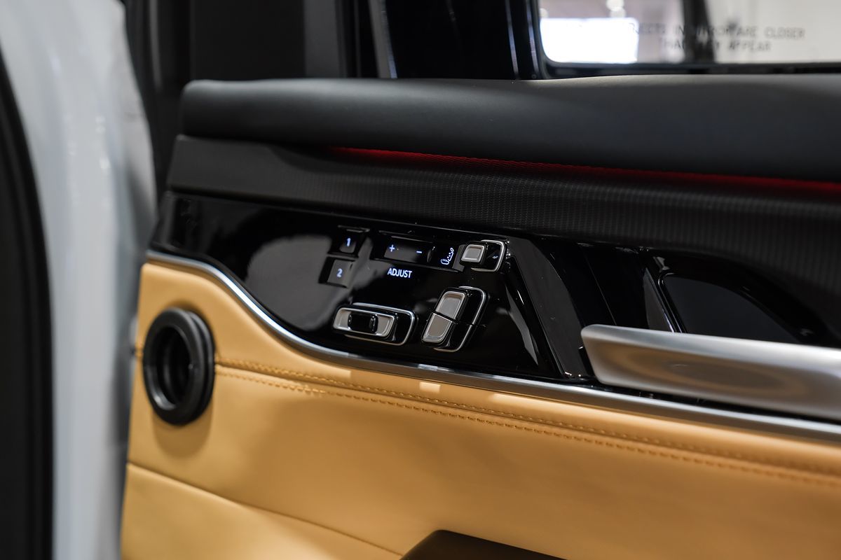 2024 Jeep Grand Wagoneer L III Obsidian photo 54
