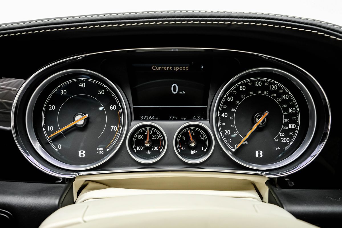 2016 Bentley Continental GT V8 S photo 18