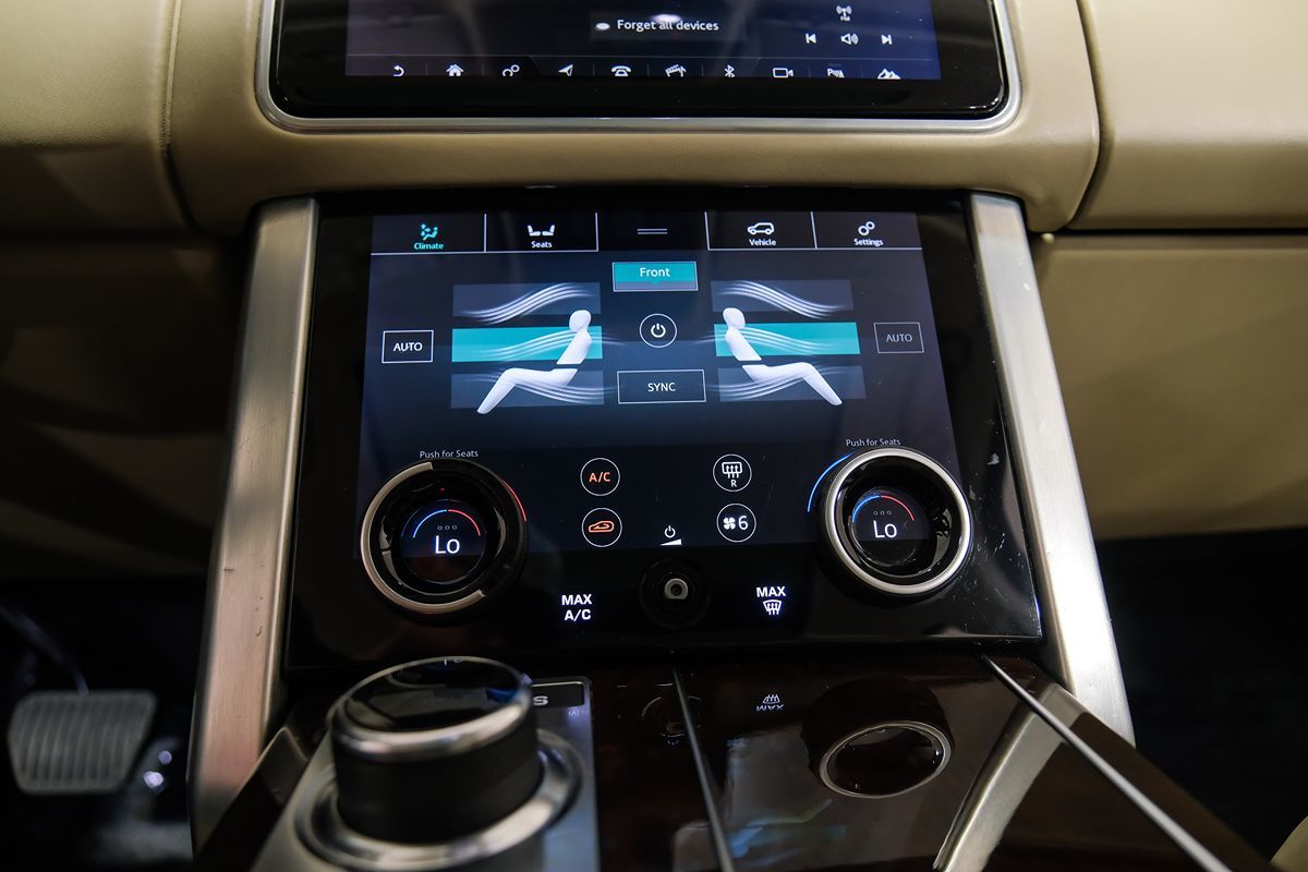 2020 Land Rover Range Rover P525 HSE photo 24
