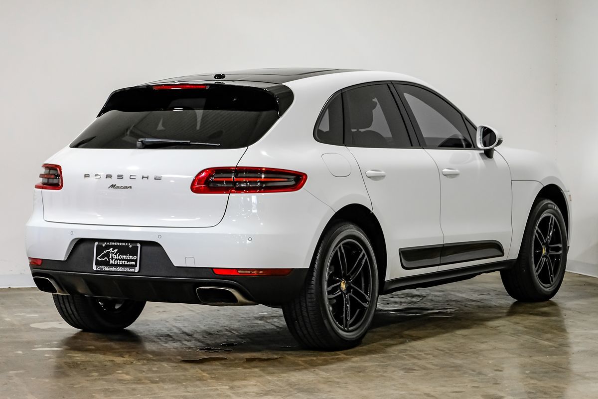 2017 Porsche Macan photo 7