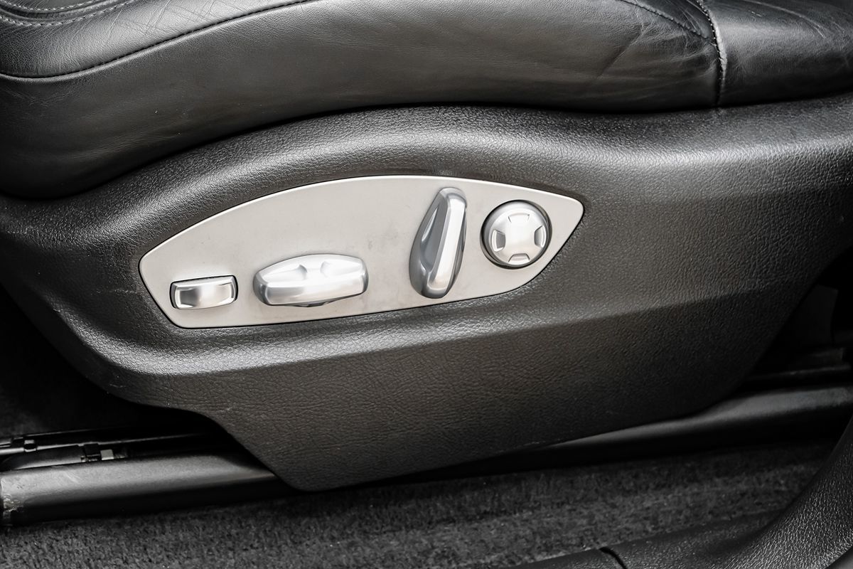2017 Porsche Macan photo 23