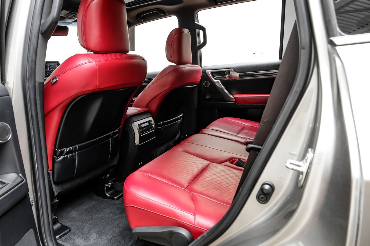 2023 Lexus GX 460 Luxury photo 34