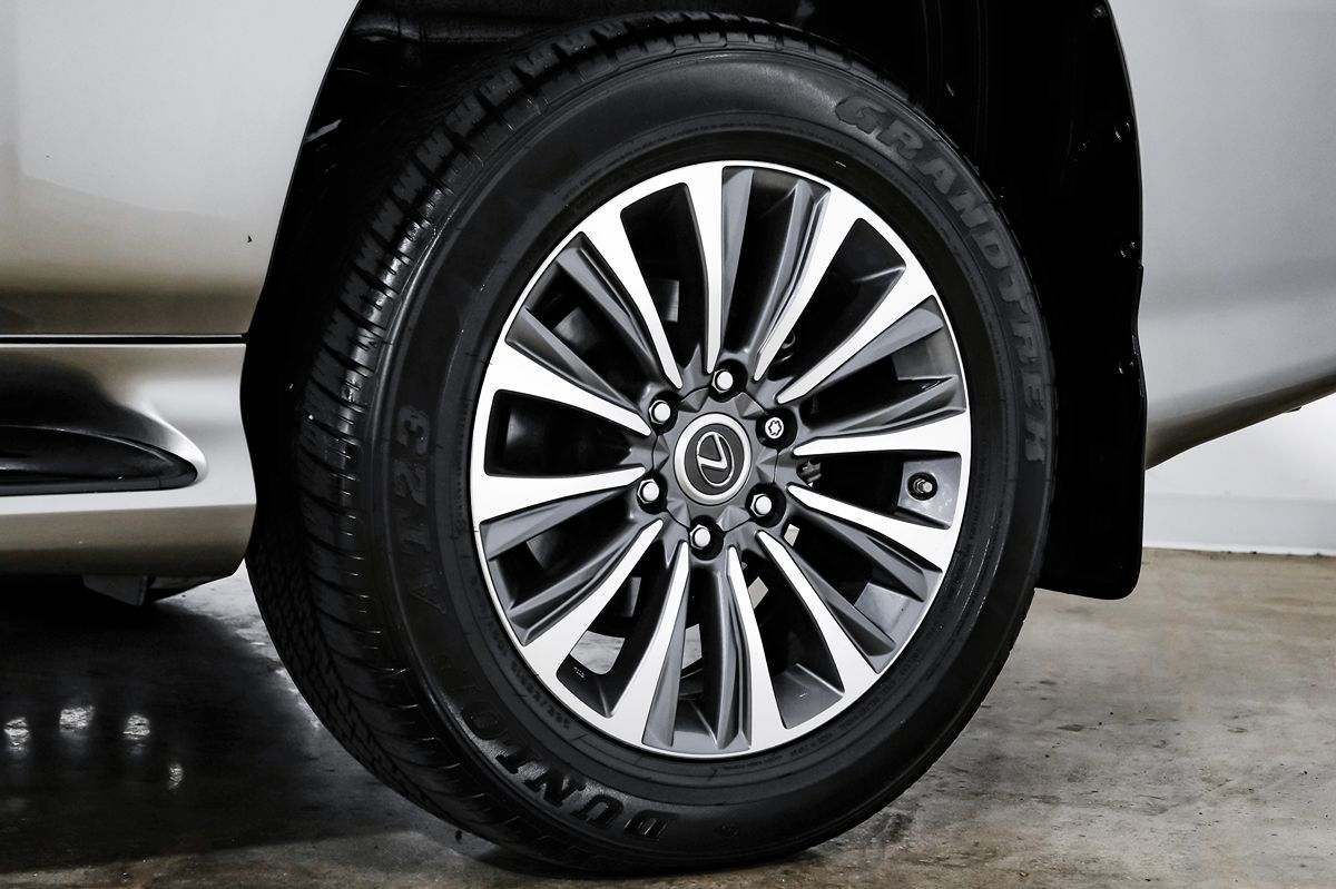 2023 Lexus GX 460 Luxury photo 53