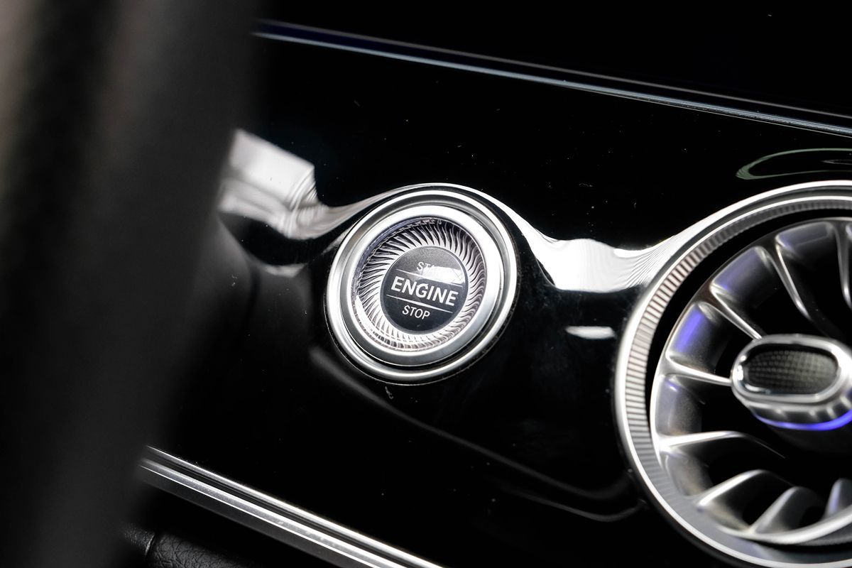 2021 Mercedes Benz AMG GT photo 17