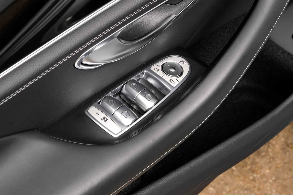 2021 Mercedes Benz AMG GT photo 36