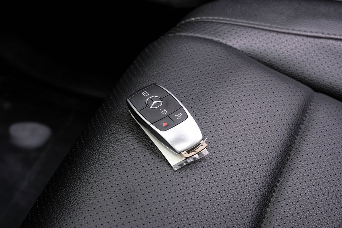 2021 Mercedes Benz GLE 350 photo 48