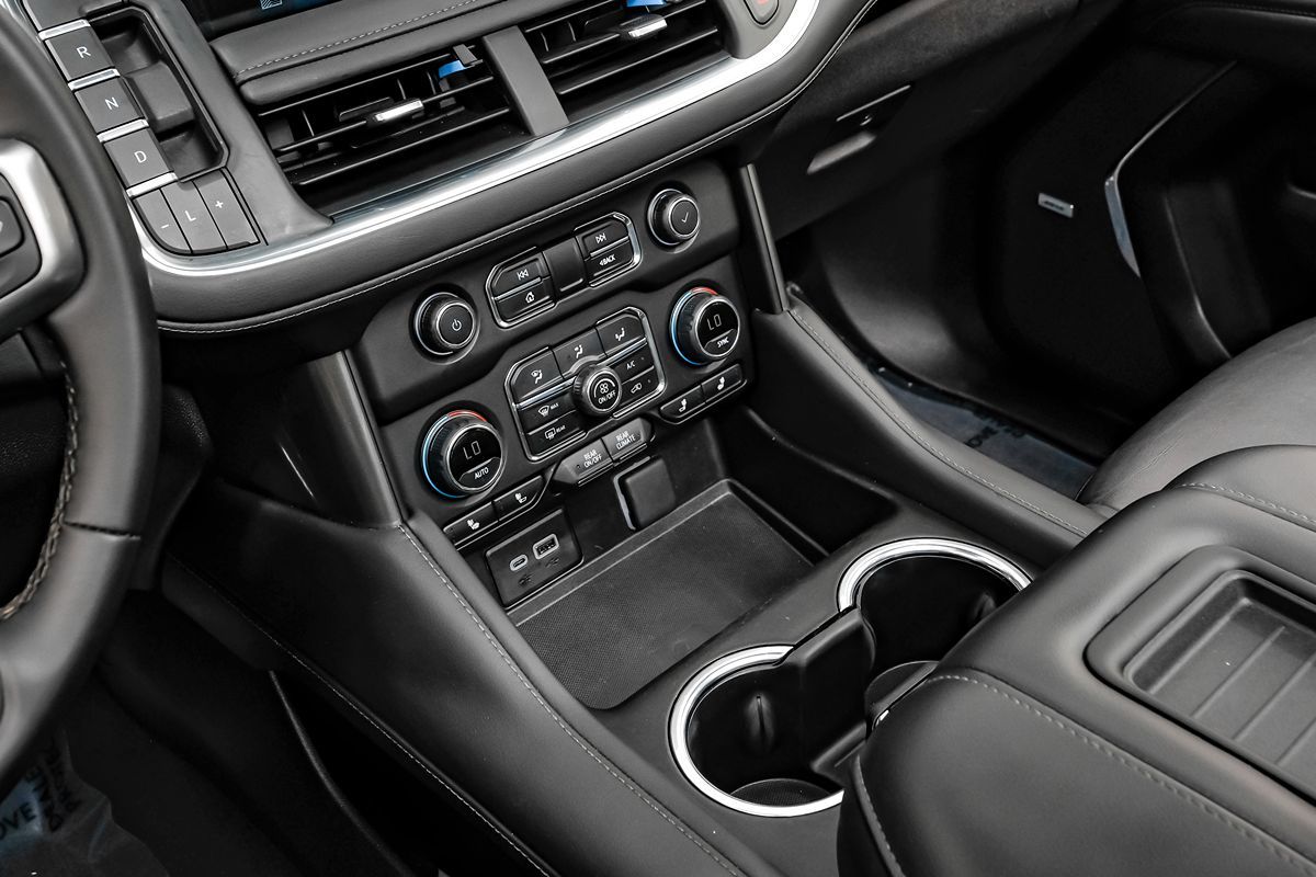 2024 Chevrolet Tahoe Z71 photo 21