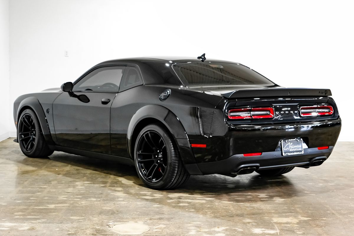 2023 Dodge Challenger SRT8 Hellcat Widebody photo 6