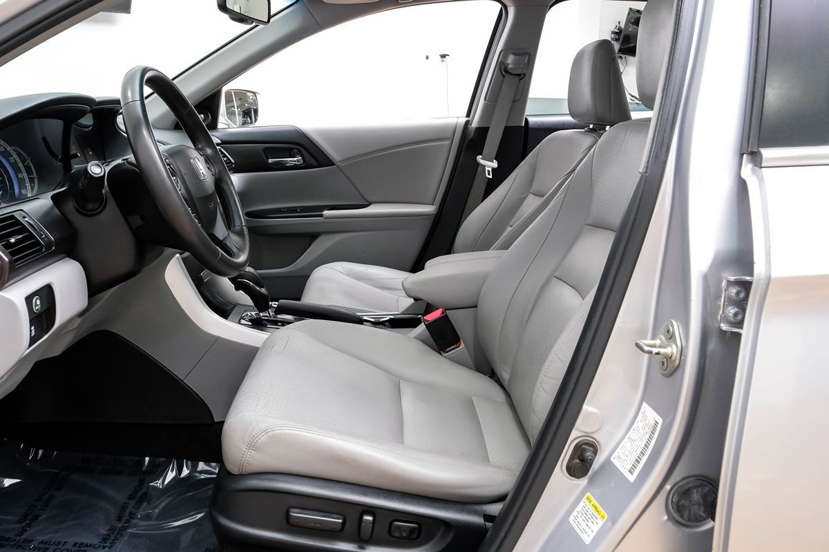2013 Honda Accord EX-L photo 3