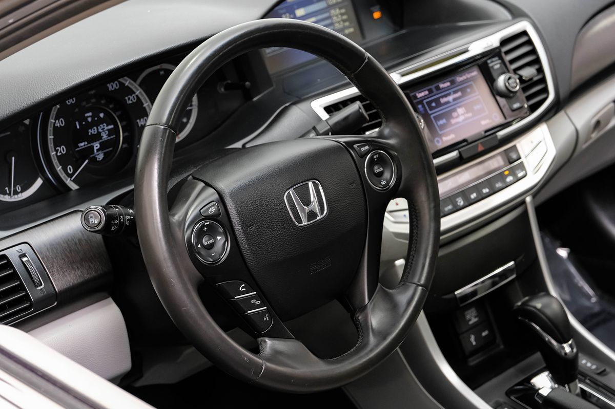 2013 Honda Accord EX-L photo 12
