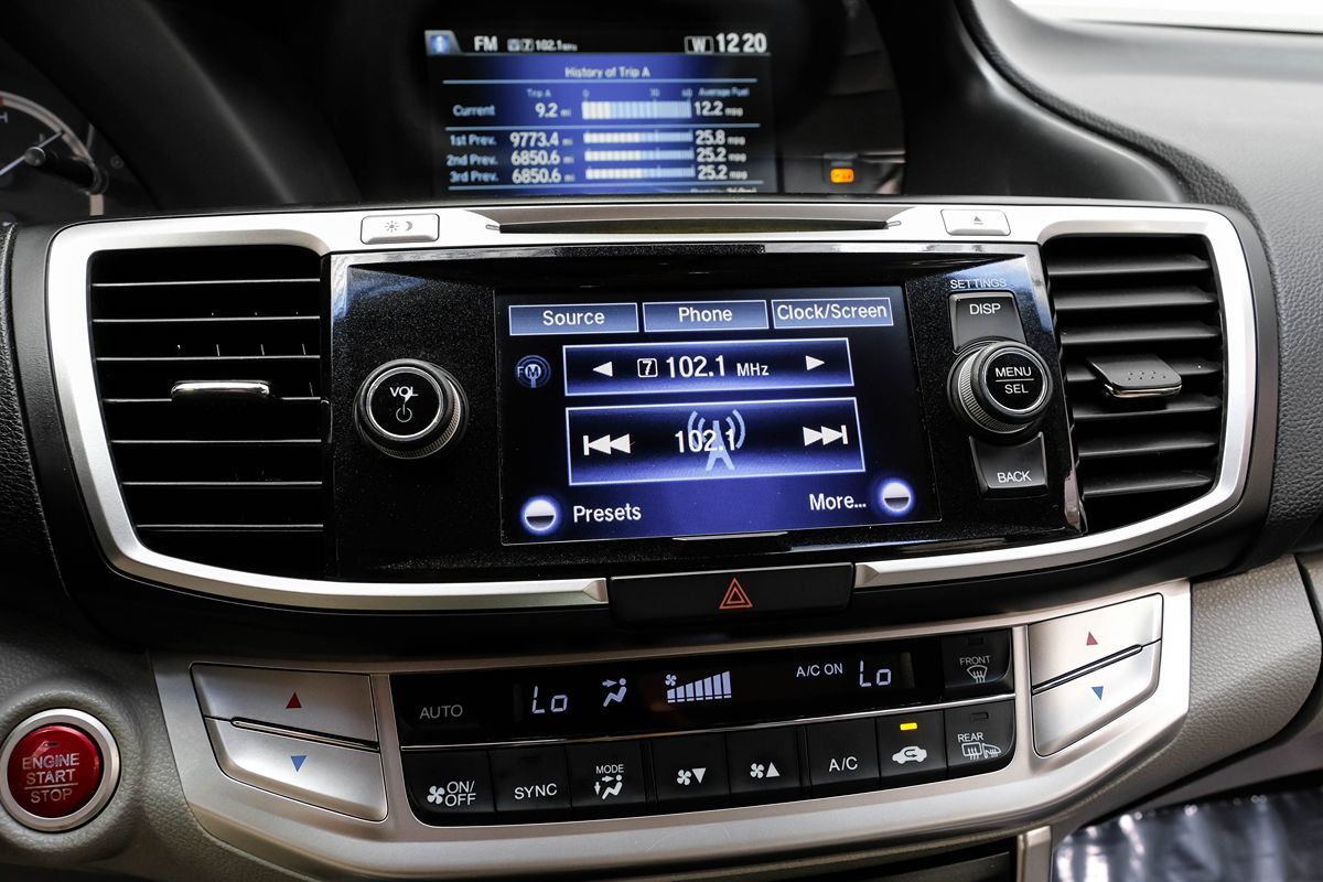 2013 Honda Accord EX-L photo 24