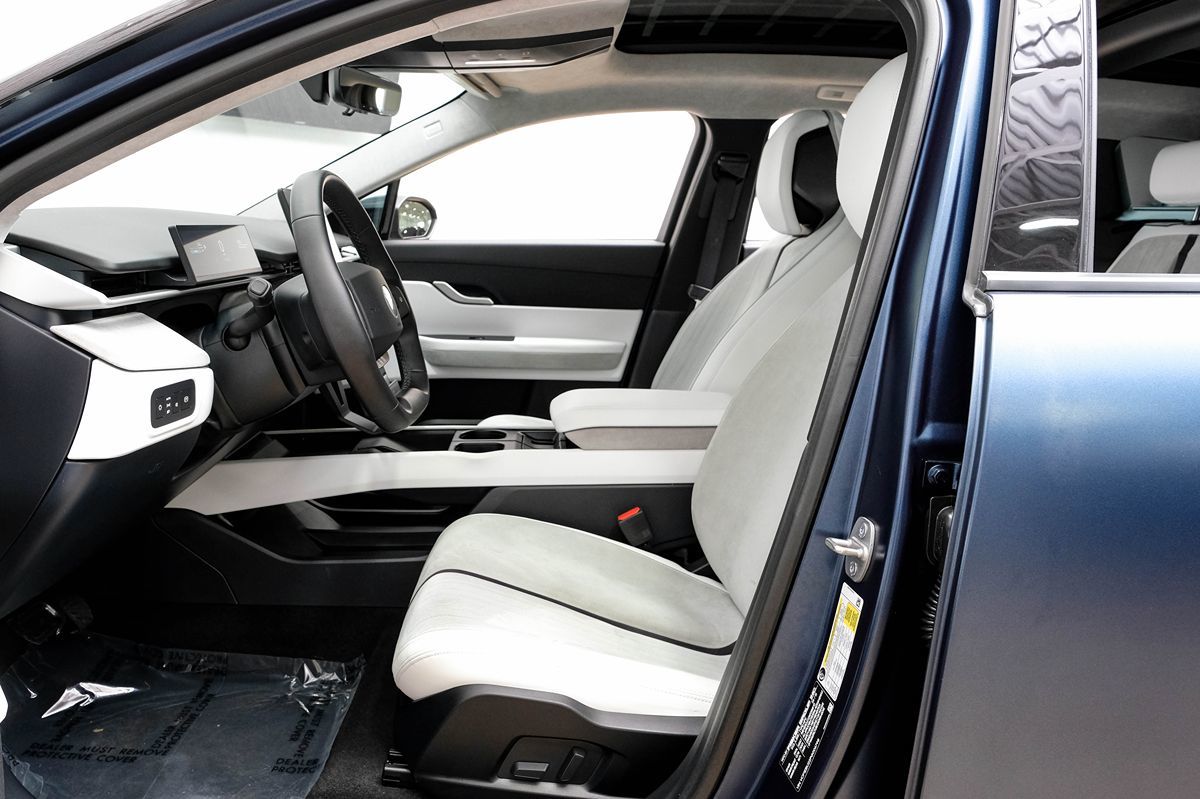 2023 Fisker Ocean Extreme photo 3