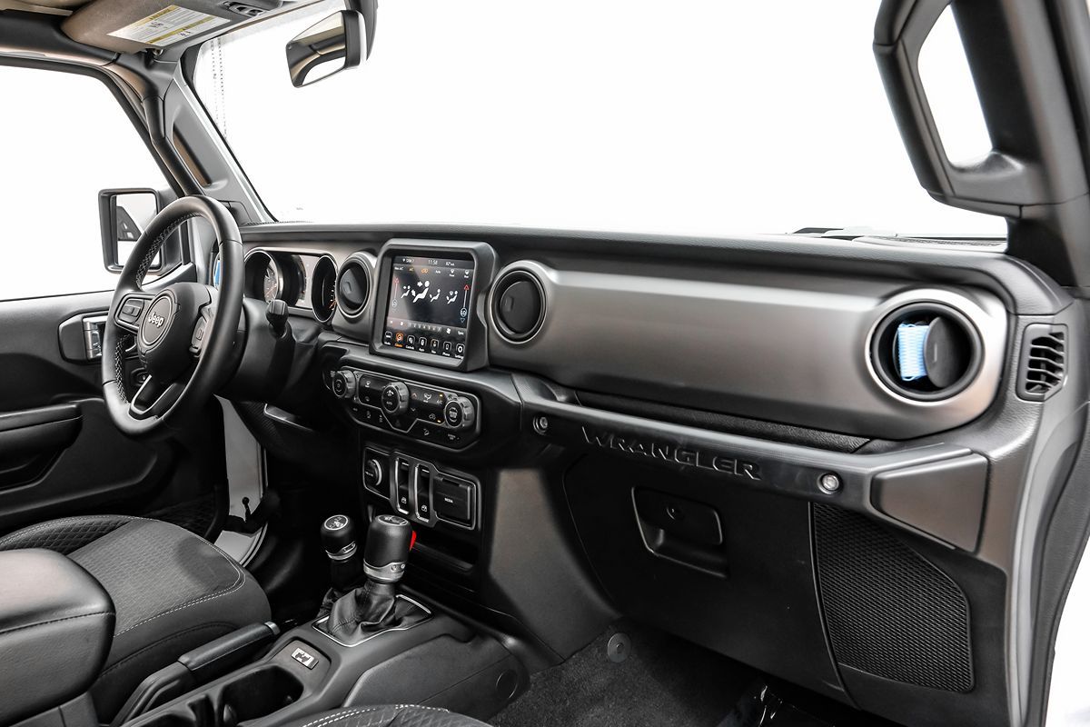 2021 Jeep Wrangler Anniversary Edition photo 9
