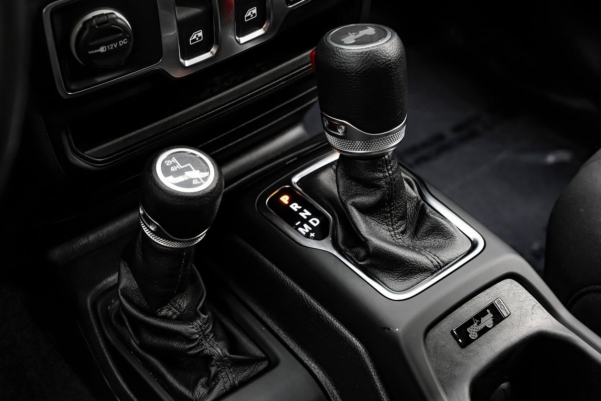 2021 Jeep Wrangler Anniversary Edition photo 19
