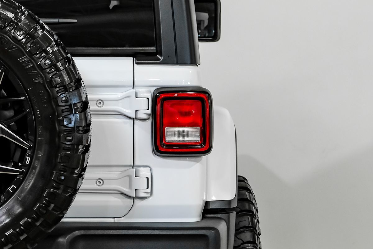 2021 Jeep Wrangler Anniversary Edition photo 33