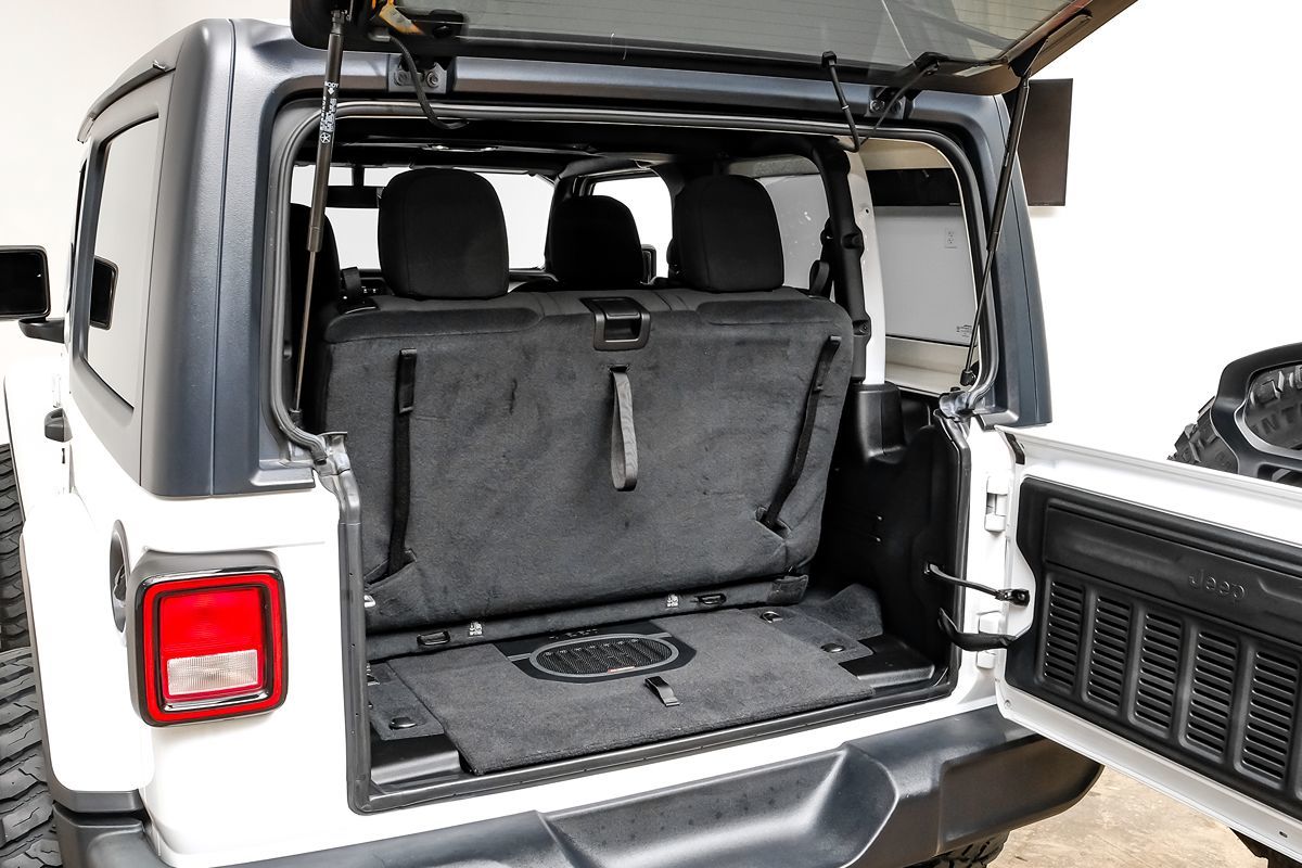 2021 Jeep Wrangler Anniversary Edition photo 37