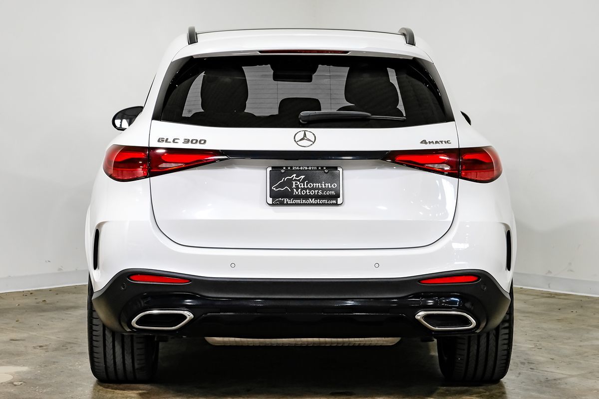 2024 Mercedes Benz GLC 4MATIC 300 photo 4