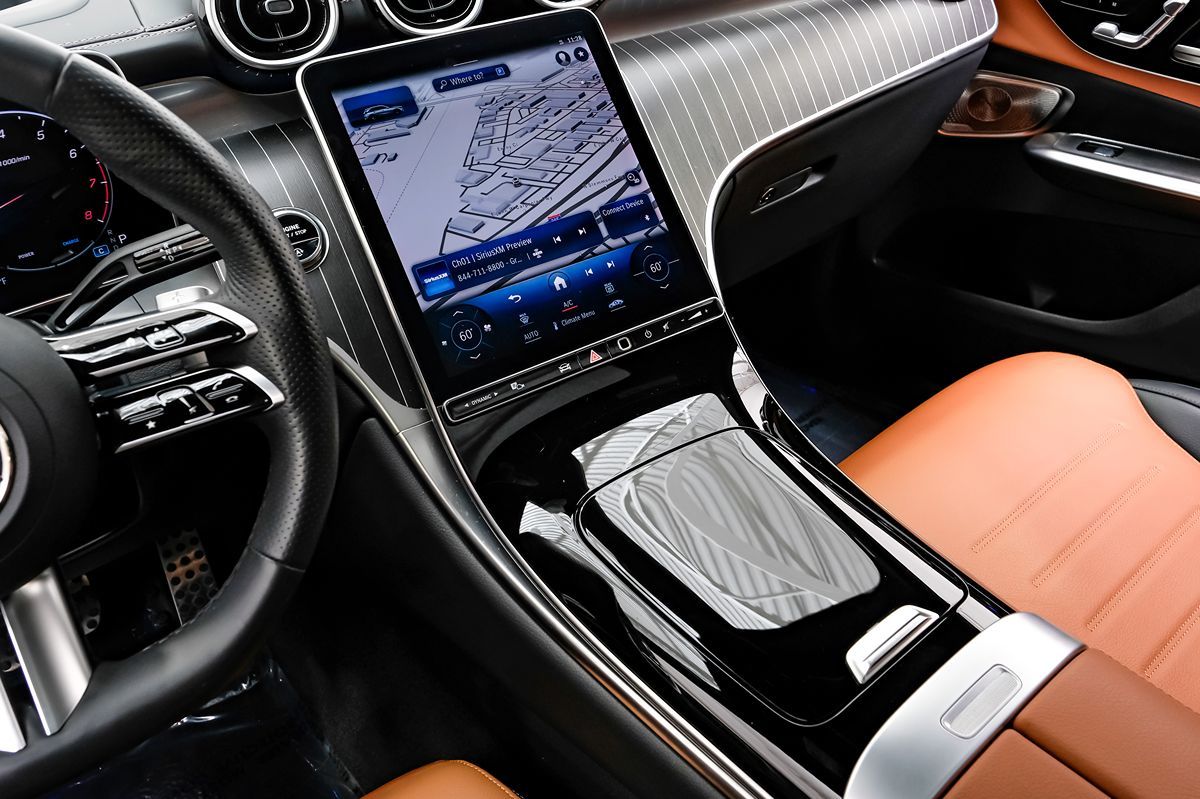 2024 Mercedes Benz GLC 4MATIC 300 photo 17