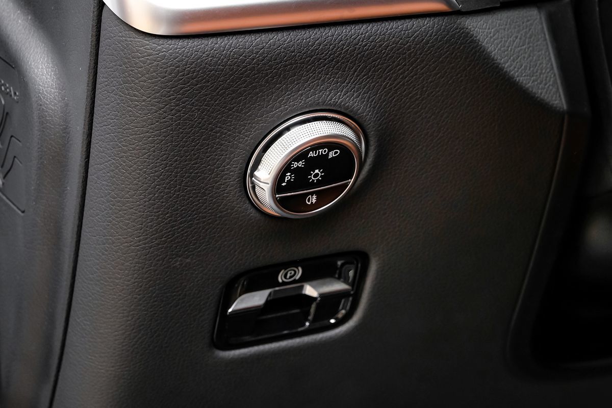 2024 Mercedes Benz GLC 4MATIC 300 photo 18