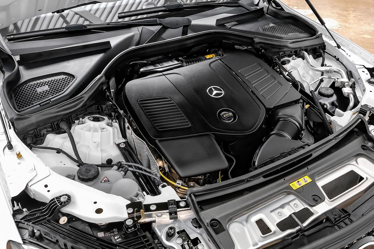 2024 Mercedes Benz GLC 4MATIC 300 photo 39