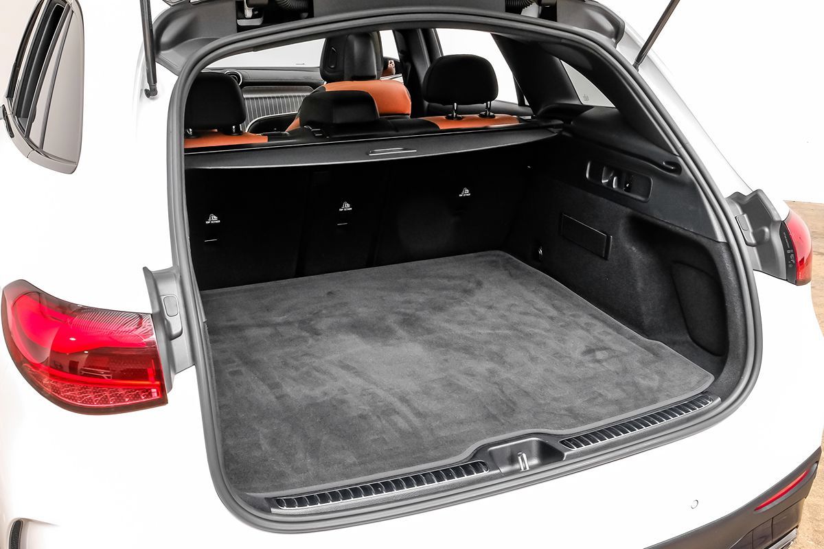 2024 Mercedes Benz GLC 4MATIC 300 photo 41