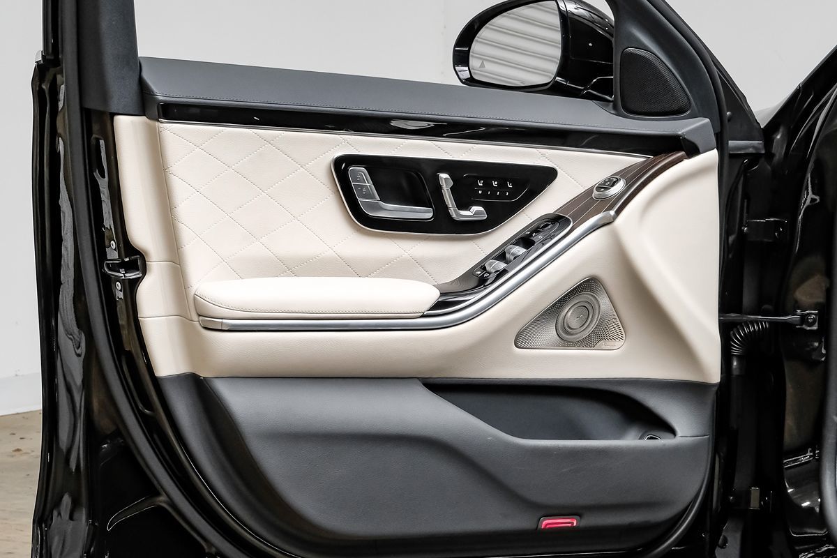 2022 Mercedes Benz S 580 4MATIC photo 33