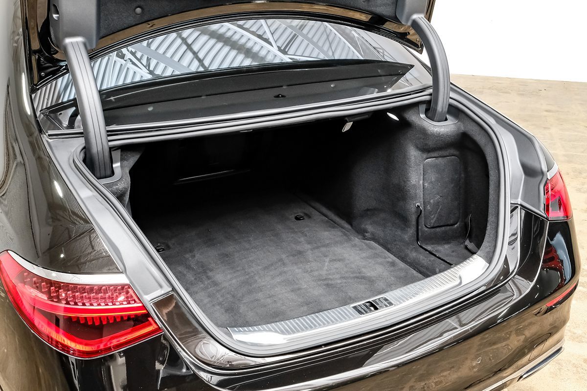 2022 Mercedes Benz S 580 4MATIC photo 46