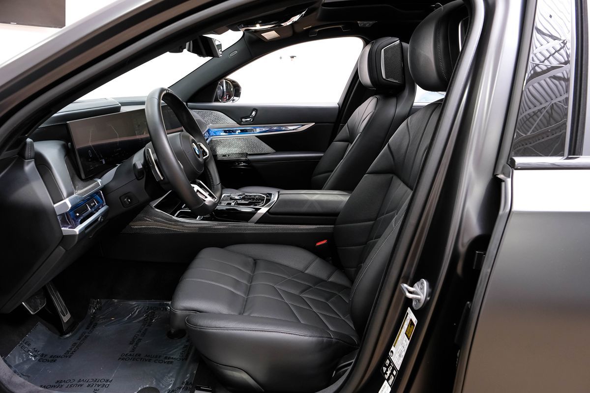 2024 Bmw 760i xDrive photo 3
