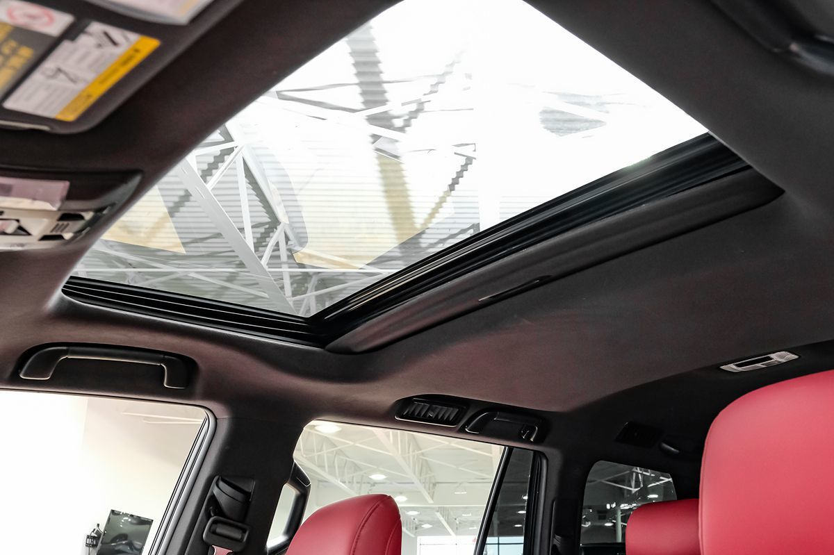 2023 Lexus GX 460 Premium photo 3