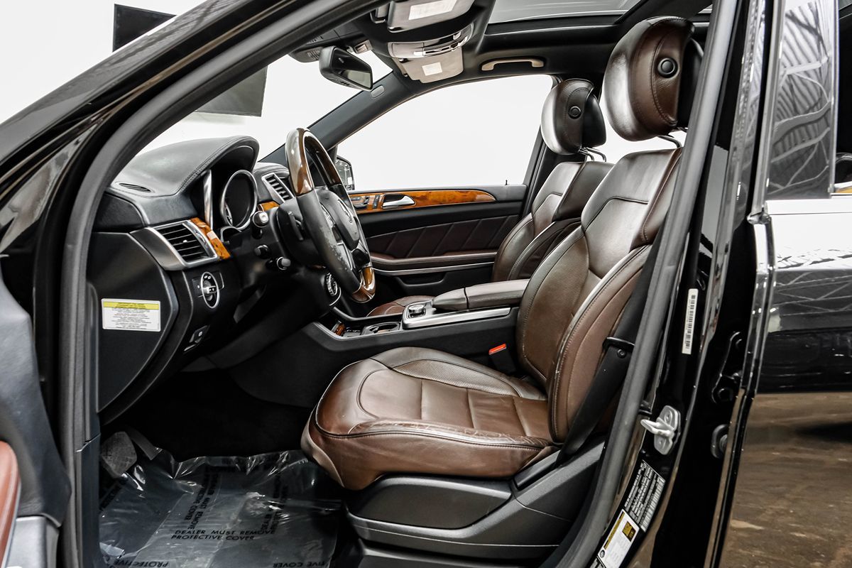 2014 Mercedes Benz GL 450 photo 2